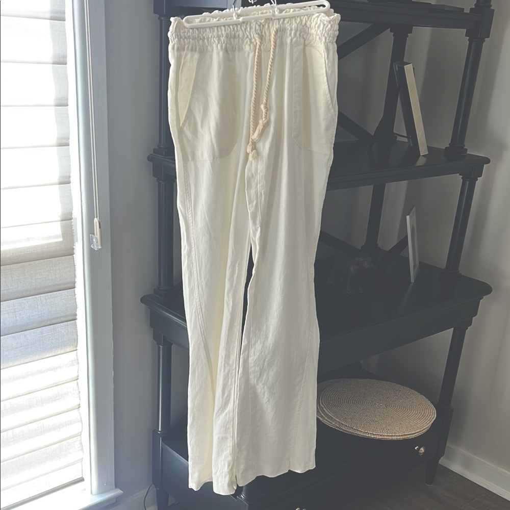 Casual Cream Drawstring Pants 
Roxy pants